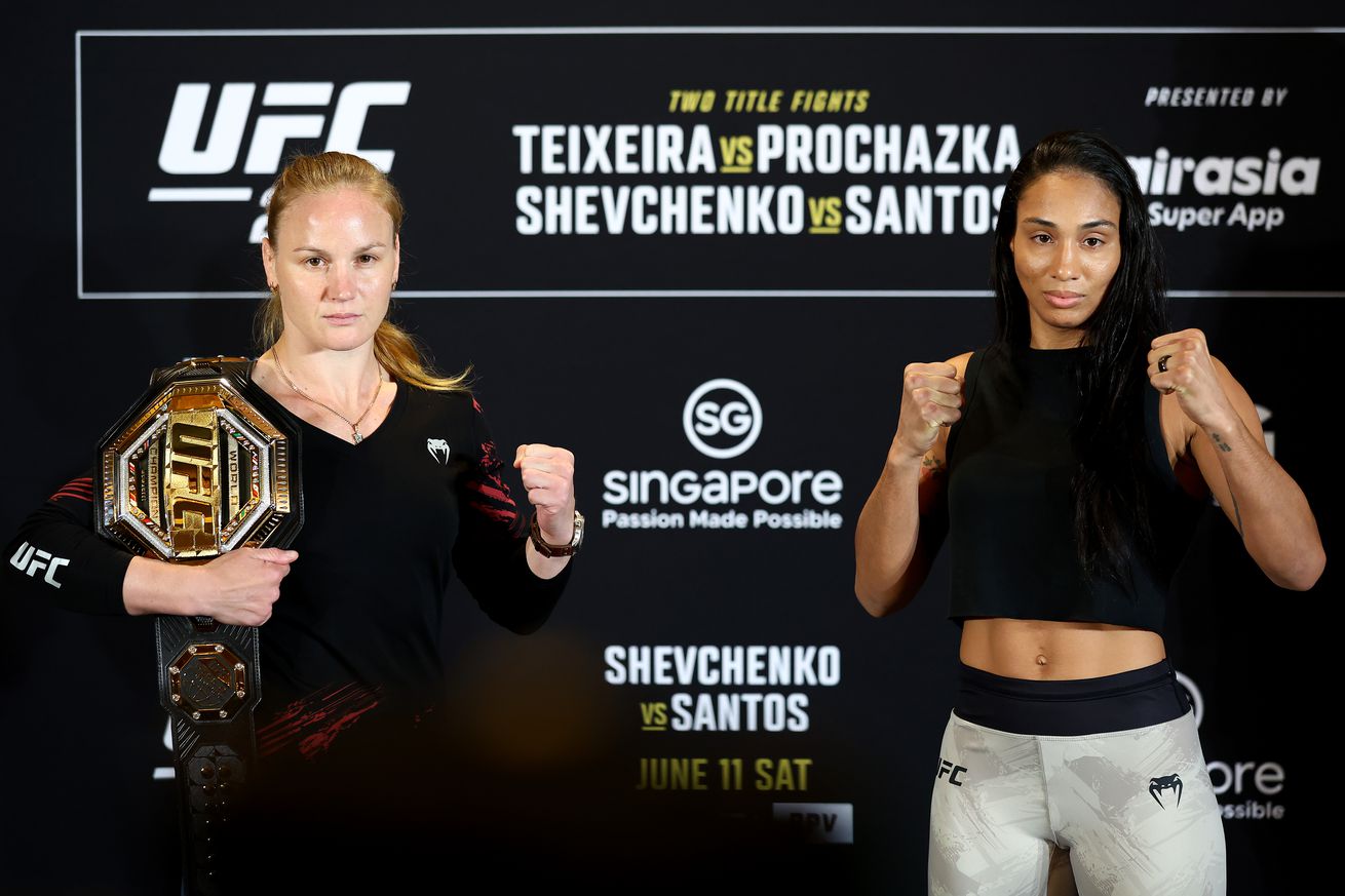 Valentina Shevchenko vs Taila Santos Purse