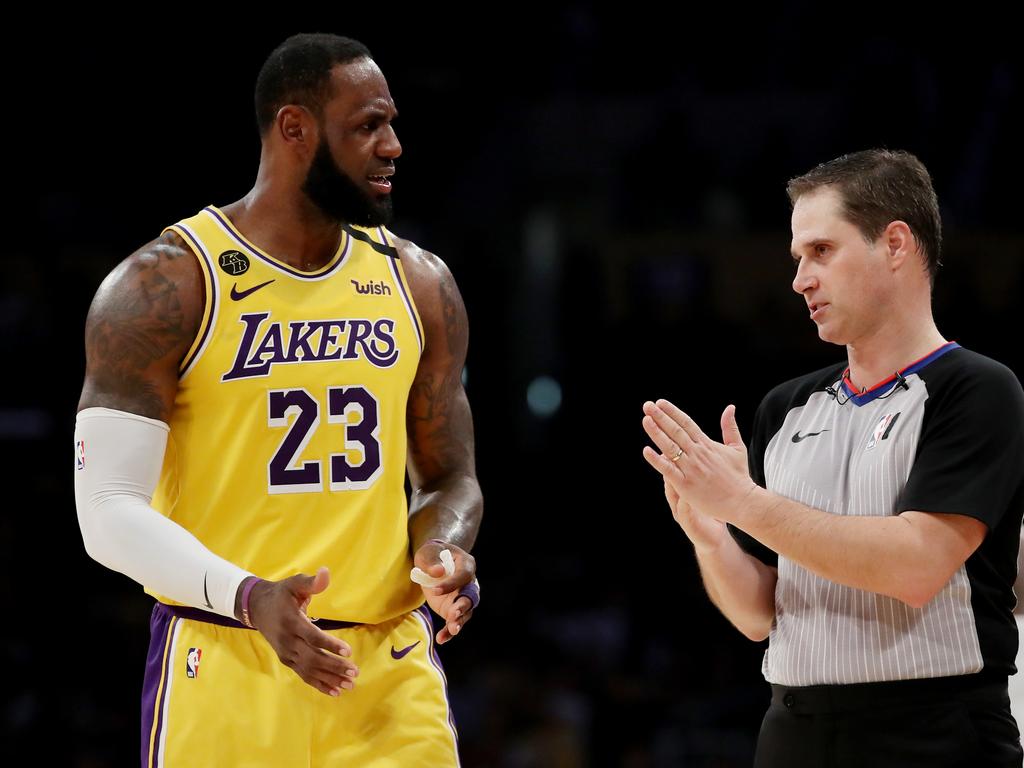 lebron james referee