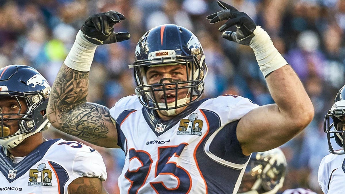 Derek Wolfe