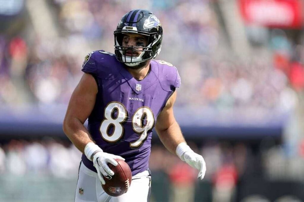 Mark Andrews
