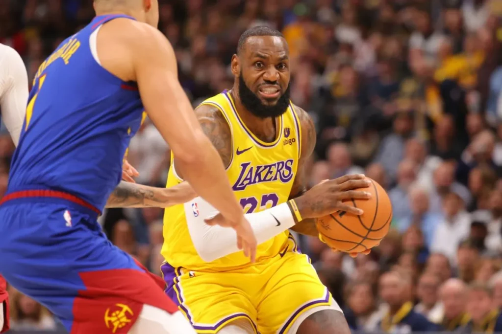 LeBron James and the Lakers Against the Nuggets