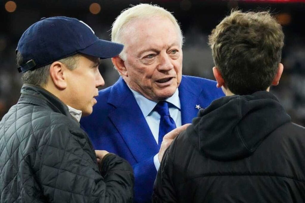  Cowboys
